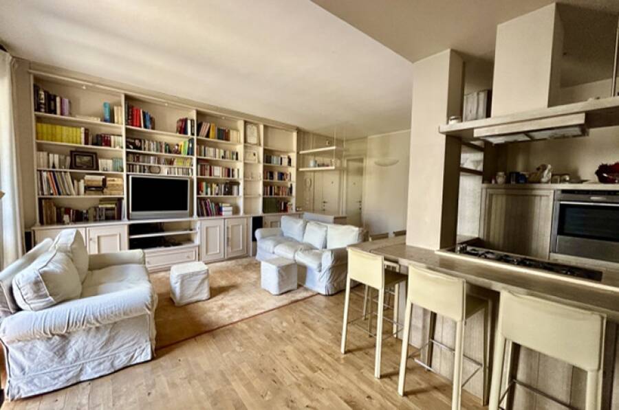 Centro, elegante appartamento con 3 camere, 3 bagni e garage. - Grimaldi Padova